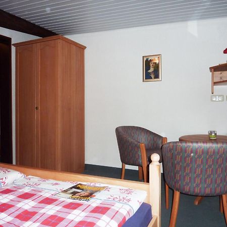 Hof Guttels Waldgasthof Ferienpension 로텐부르크안데어풀다 객실 사진