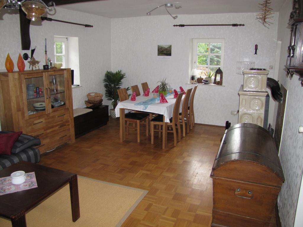 Hof Guttels Waldgasthof Ferienpension 로텐부르크안데어풀다 객실 사진