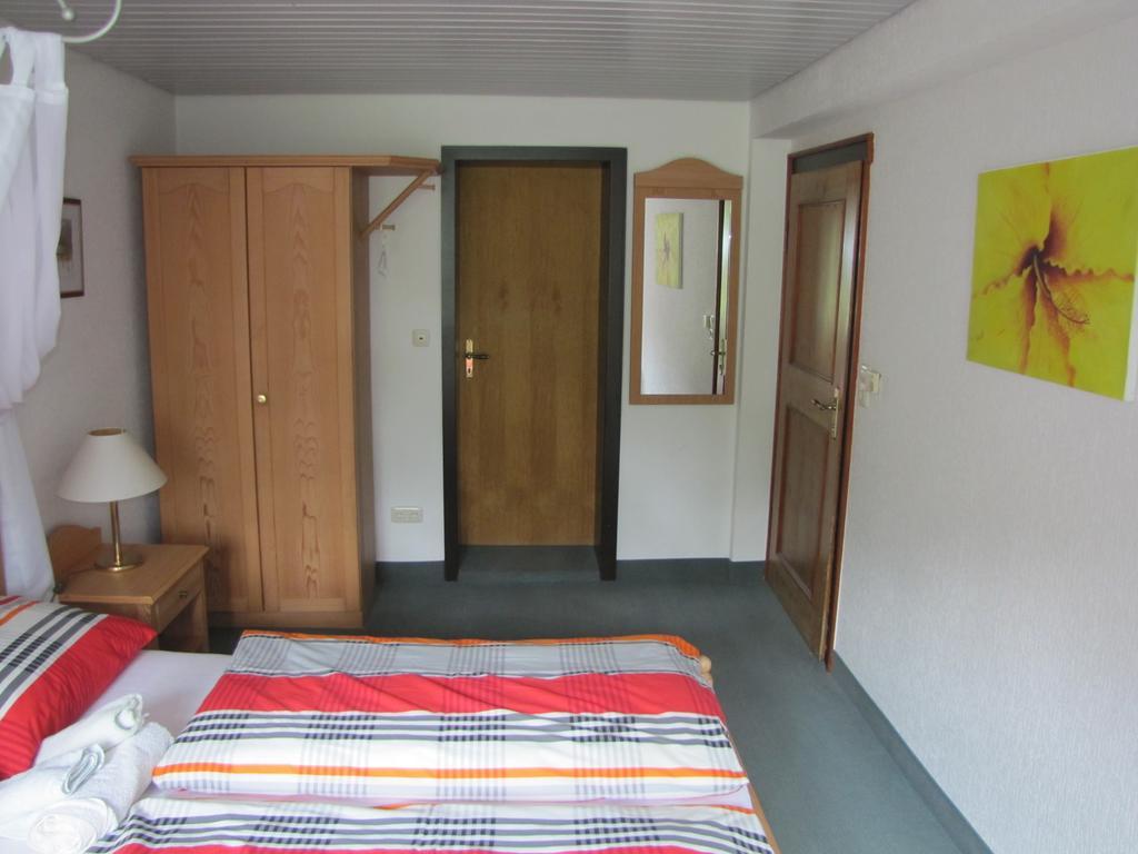 Hof Guttels Waldgasthof Ferienpension 로텐부르크안데어풀다 외부 사진